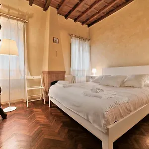 Apartment Wine Trebbiano Florence